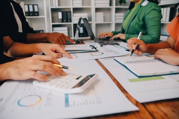 Educação financeira e literacia monetária para melhor gestão de finanças pessoais